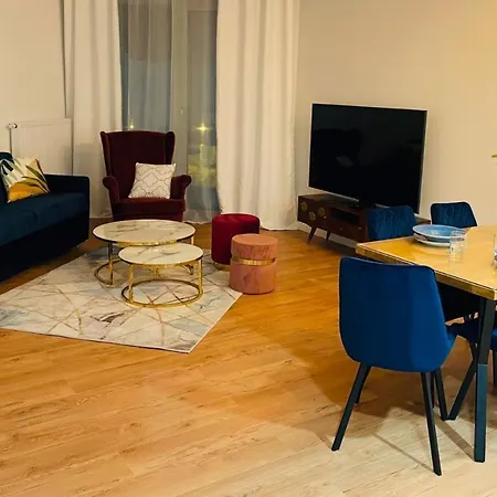 Pelen Slonca - Pinea Apartment