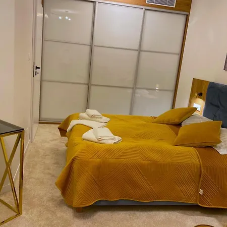 公寓 Pelen Slonca - Pinea 波别罗沃